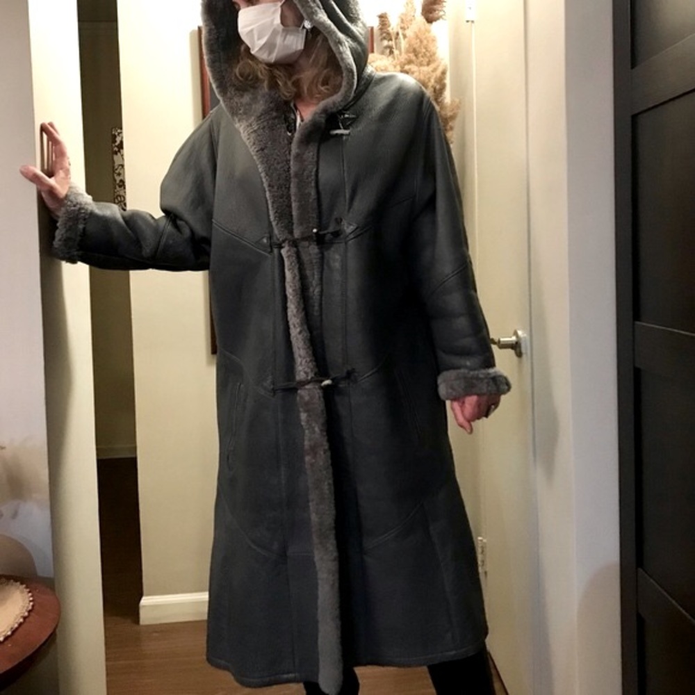 Genuine leather and shearling long coat, like new, size L - Picture 6 of 11